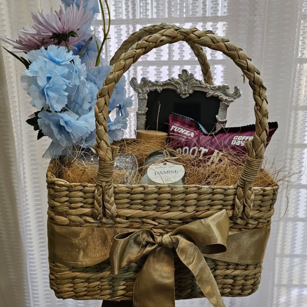 Hampers to Newly Wed - Pro