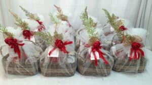 Best Doctor’s Day Gift Ideas – Thoughtful & Personalized Hampers for Healthcare Heroes 5 Doctor’s Day gift basket | WrapArts