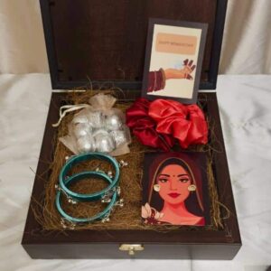 Adorned Elegance-Women's Day Luxury Gift Hamper