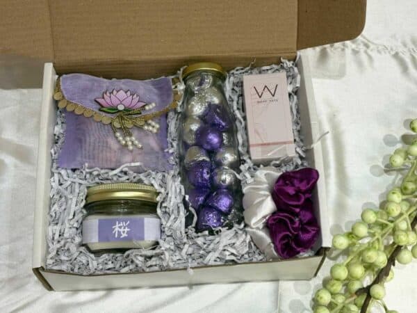 Women's Day Gift Hamper-Luxe Indulgence for Her