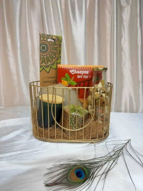 Tea & Treat - Tea Set Gift Hamper