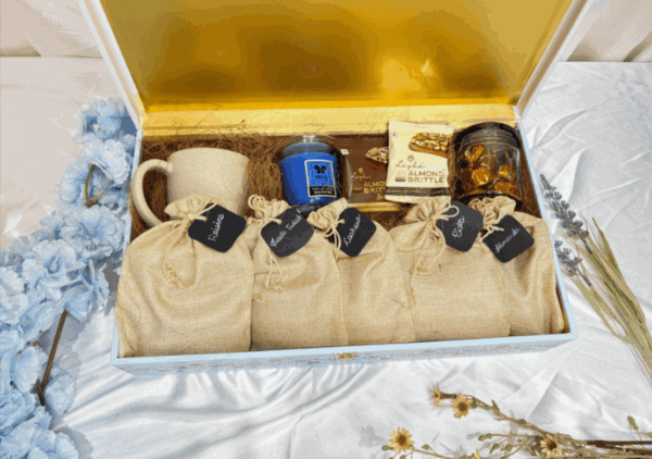 NutGuru - Assorted Nut Gift Box