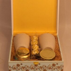Peacock-Box-2-min.jpg