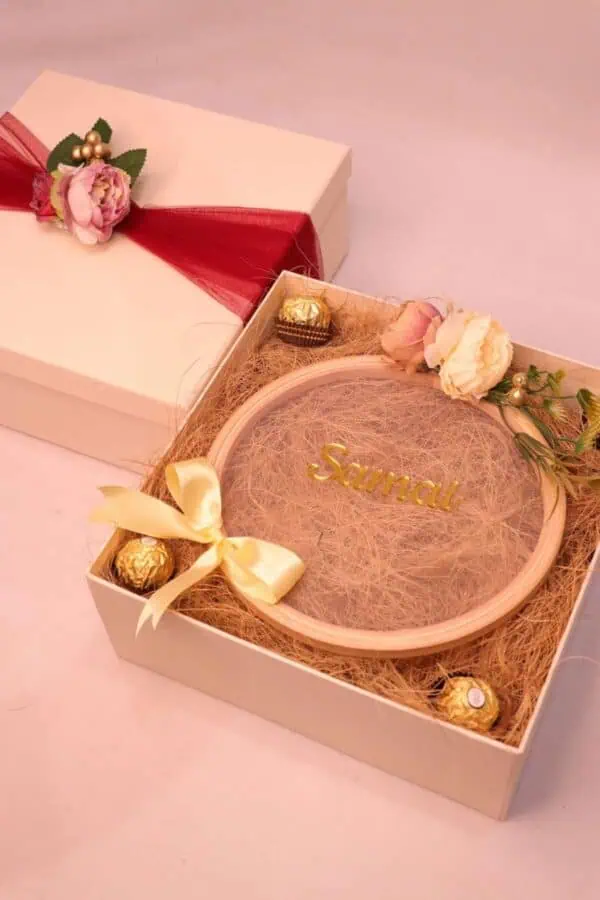 Valentine's Day Custom Name Plate Gift with Ferrero | WrapArts