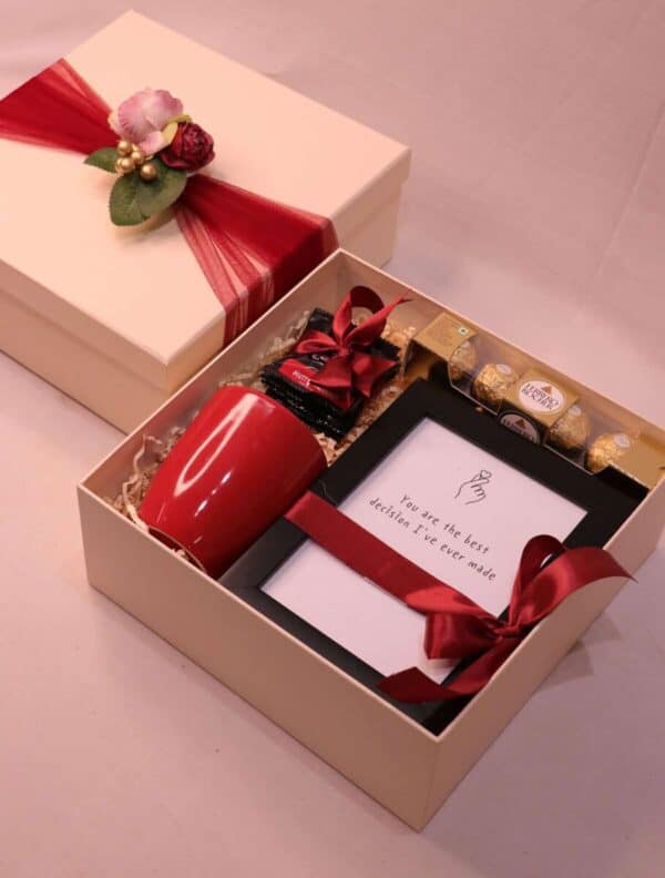 Saranghae - Chic Valentine's Day Gift Box | Coffee & Memories