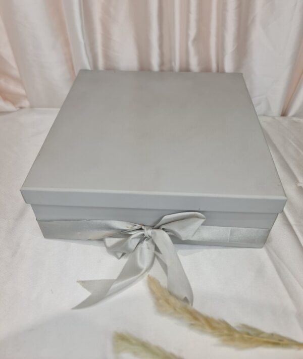 Rakhi gift collection for sister